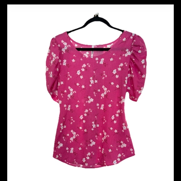 Pink Floral top - Picture 1 of 2